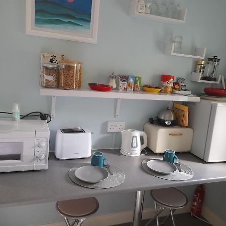 Santi Bhavana Bed & Breakfast ウエストベリー エクステリア 写真