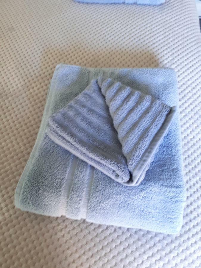 Santi Bhavana Bed & Breakfast ウエストベリー エクステリア 写真