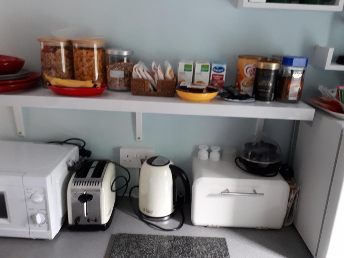 Santi Bhavana Bed & Breakfast ウエストベリー エクステリア 写真